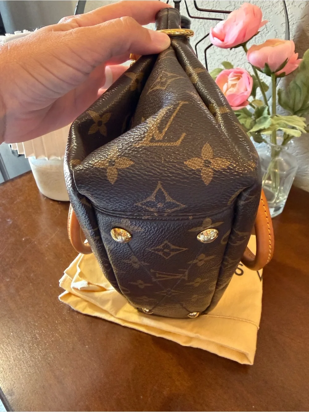 Louis Vuitton Pallas BB - Fuchsia interior